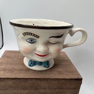 Bailey's Yum Winking Teacup/ Bowtie